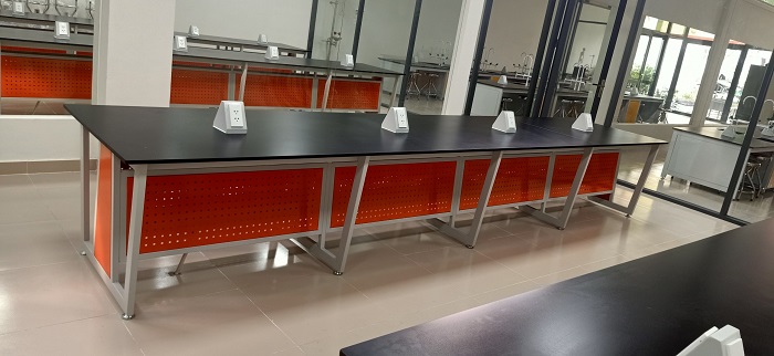 Bàn thí nghiệm Vật Lý Bàn thí nghiệm Vật Lý